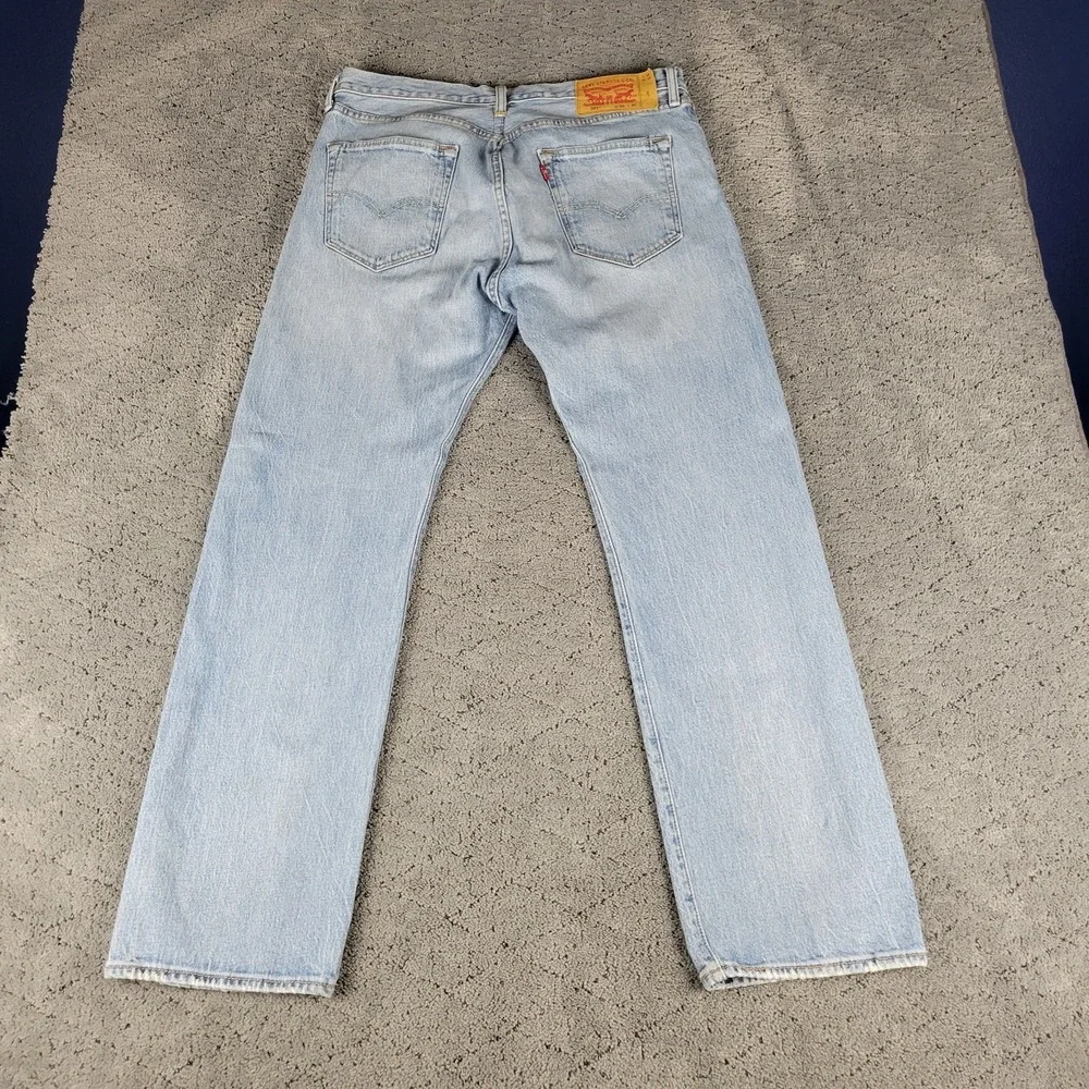 Levis 501 Jeans Mens 36x30 Blue Button Fly Straight Leg Light Wash Stretch Denim